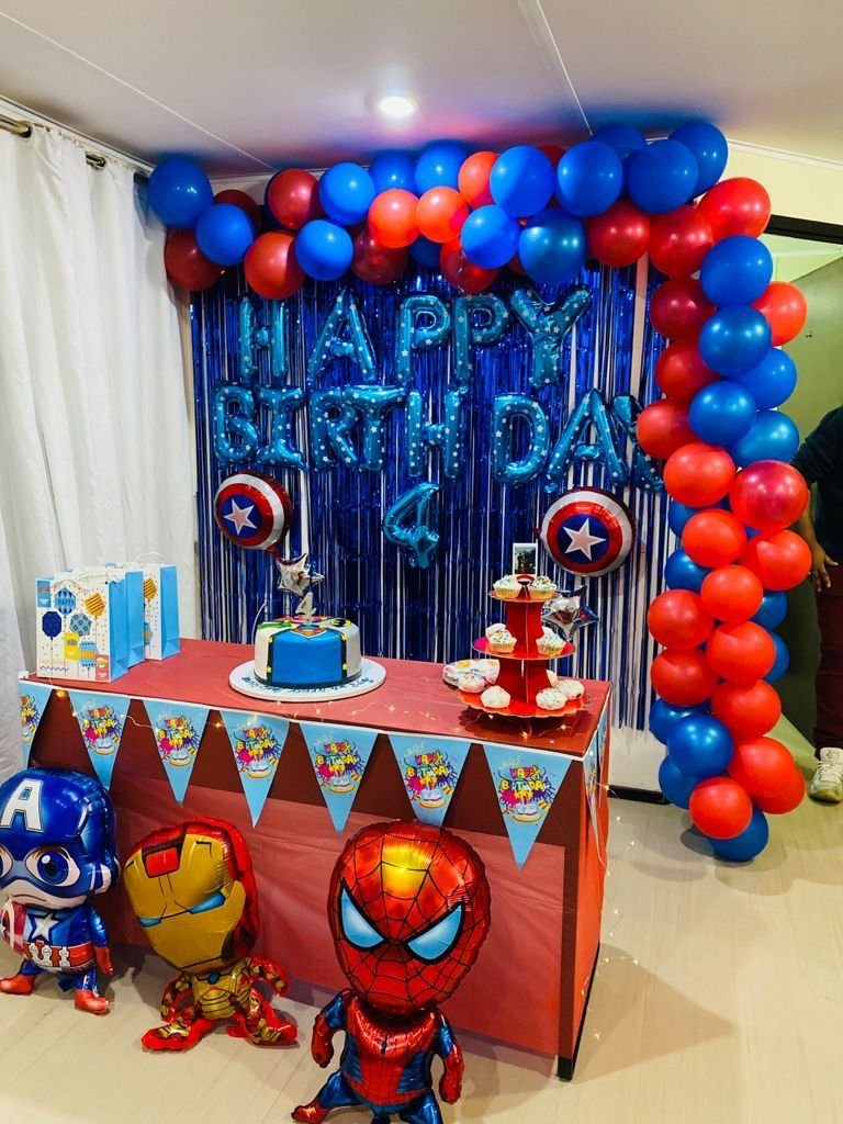 Simple And Elegant Spider Man Theme Balloon Decoration