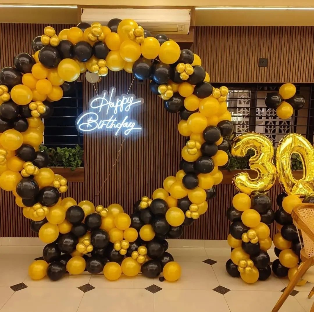 Yellow Black Ring Birthday Decoration