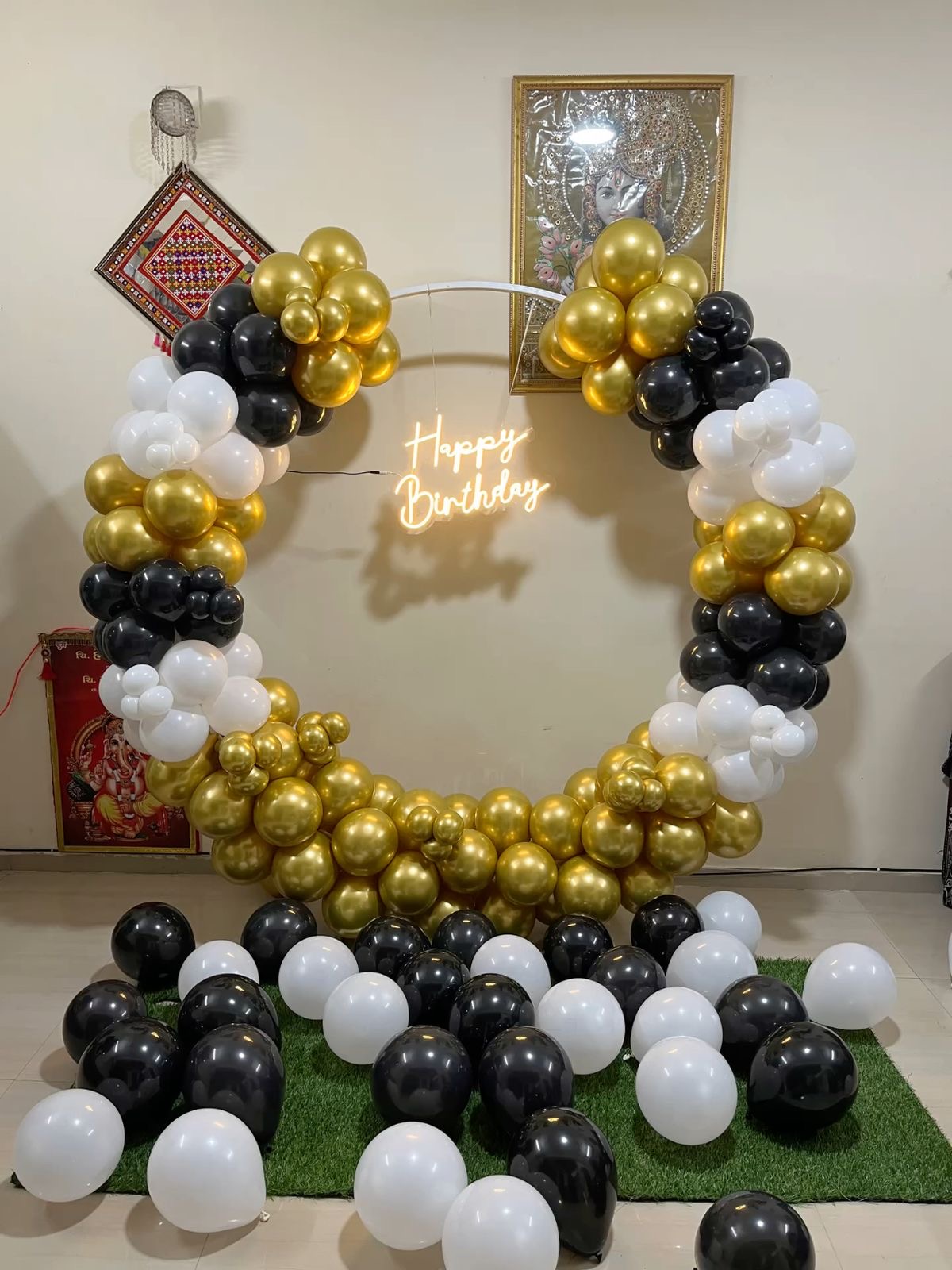 Gold White Premium Birthday Decoration