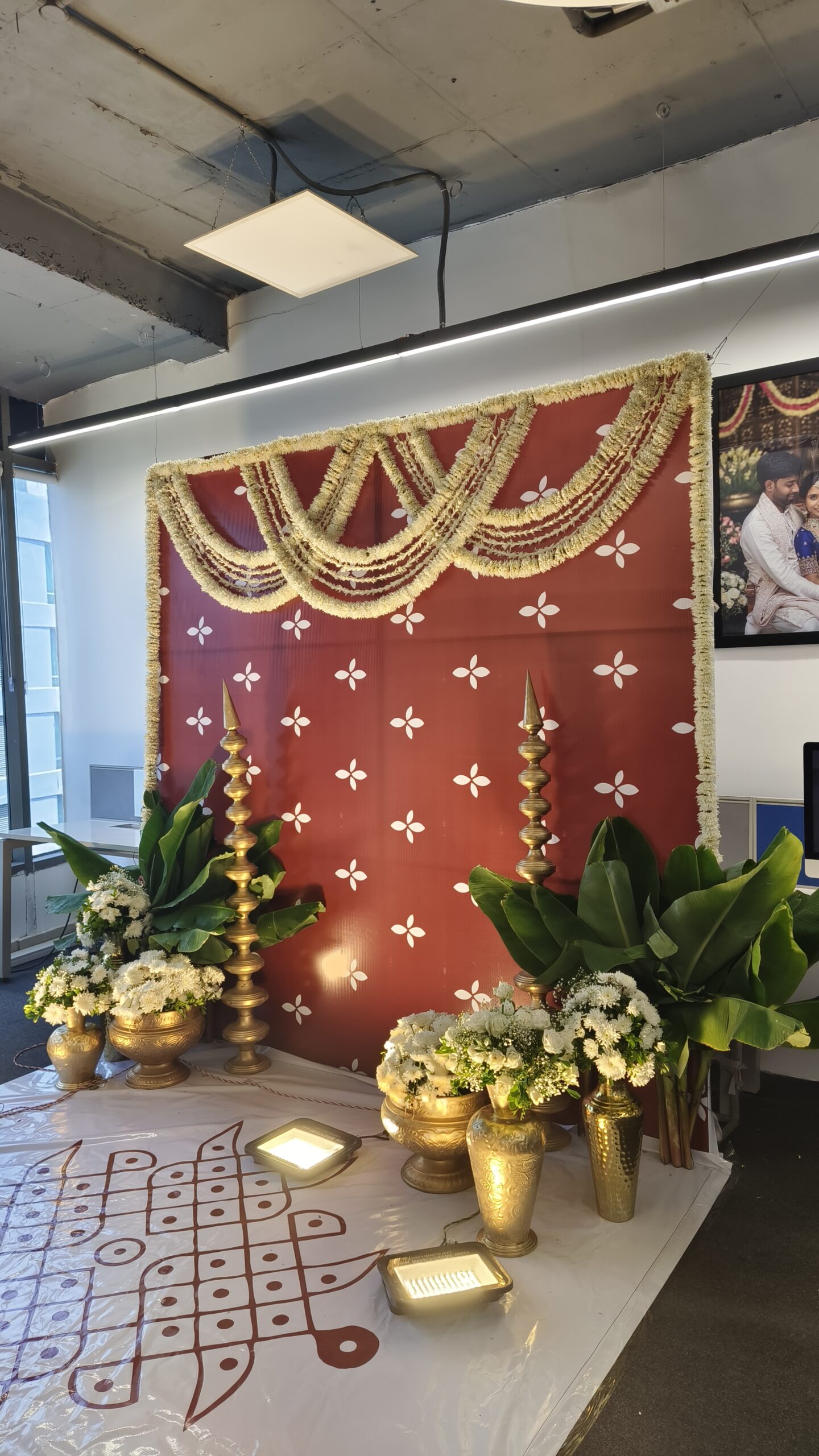 Traditional Red Jasmine Garland Backdrop Decoration