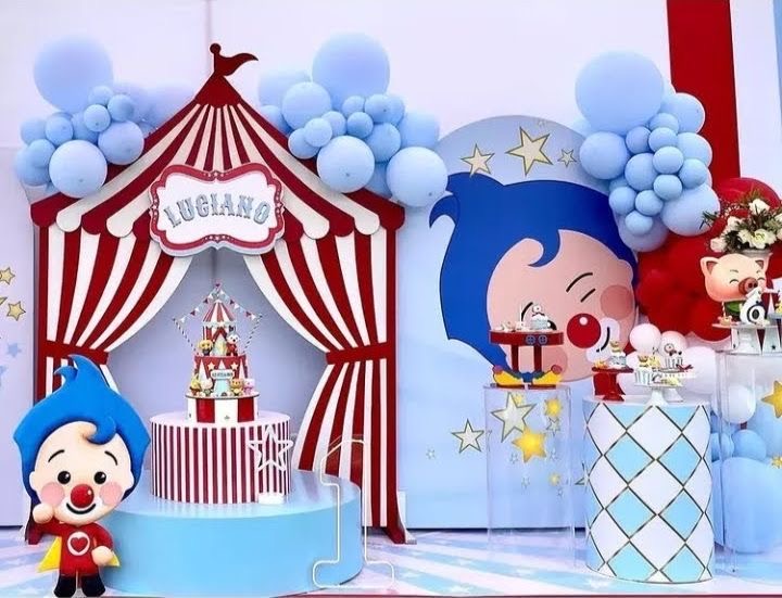 Experience the Magic of the Circus with Vibrant Decor
