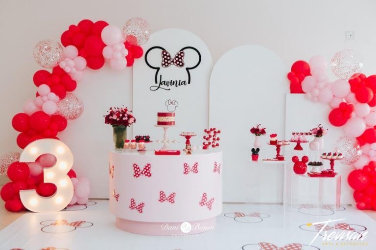 Fill Your Home With Minnie’s Joyful Energy With This Decor