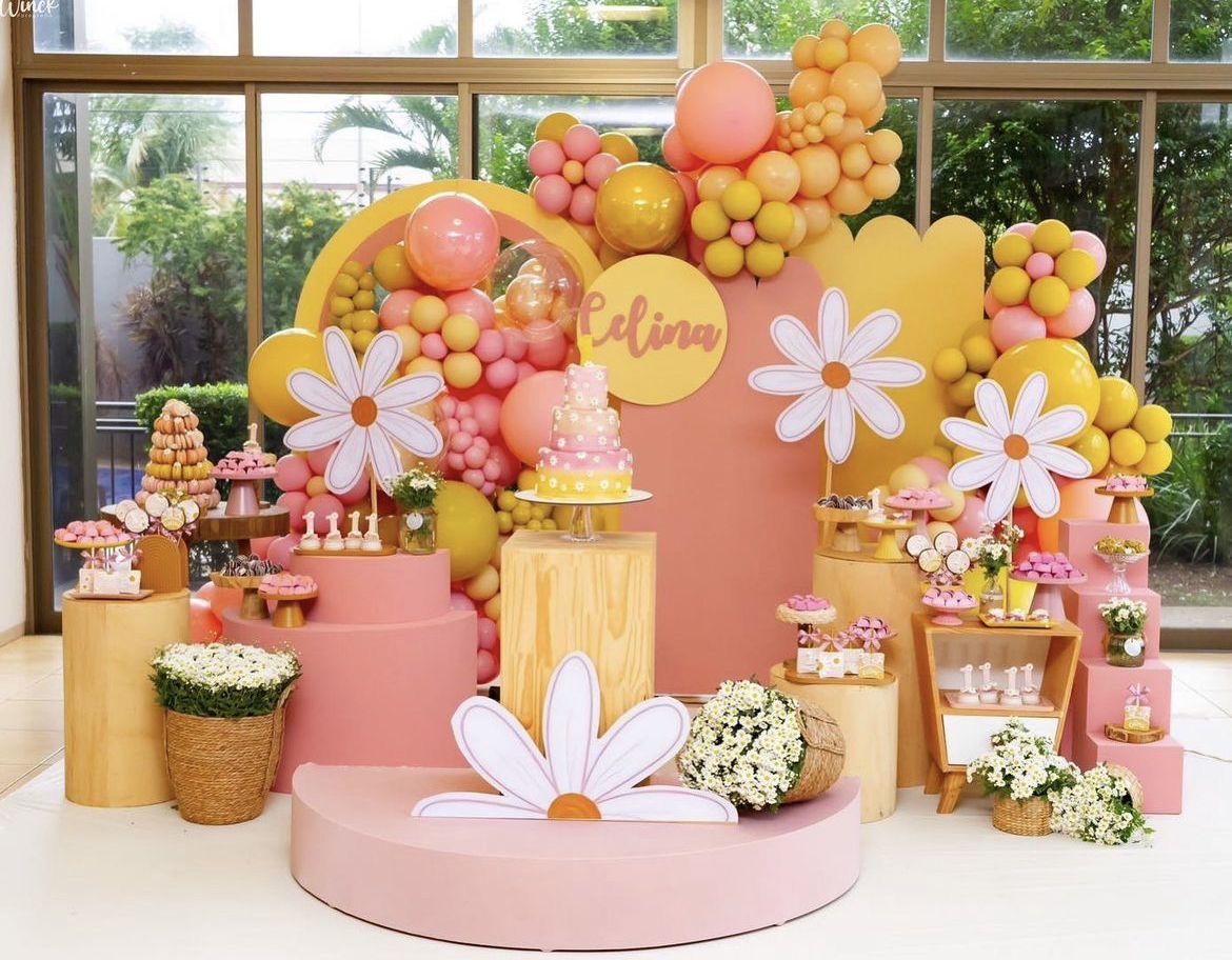 Step Into the Magic With Fantastic Daisy Themed Decor
