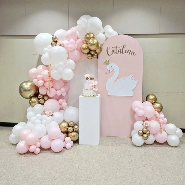 Elegant Swan Décor to Elevate Your Space