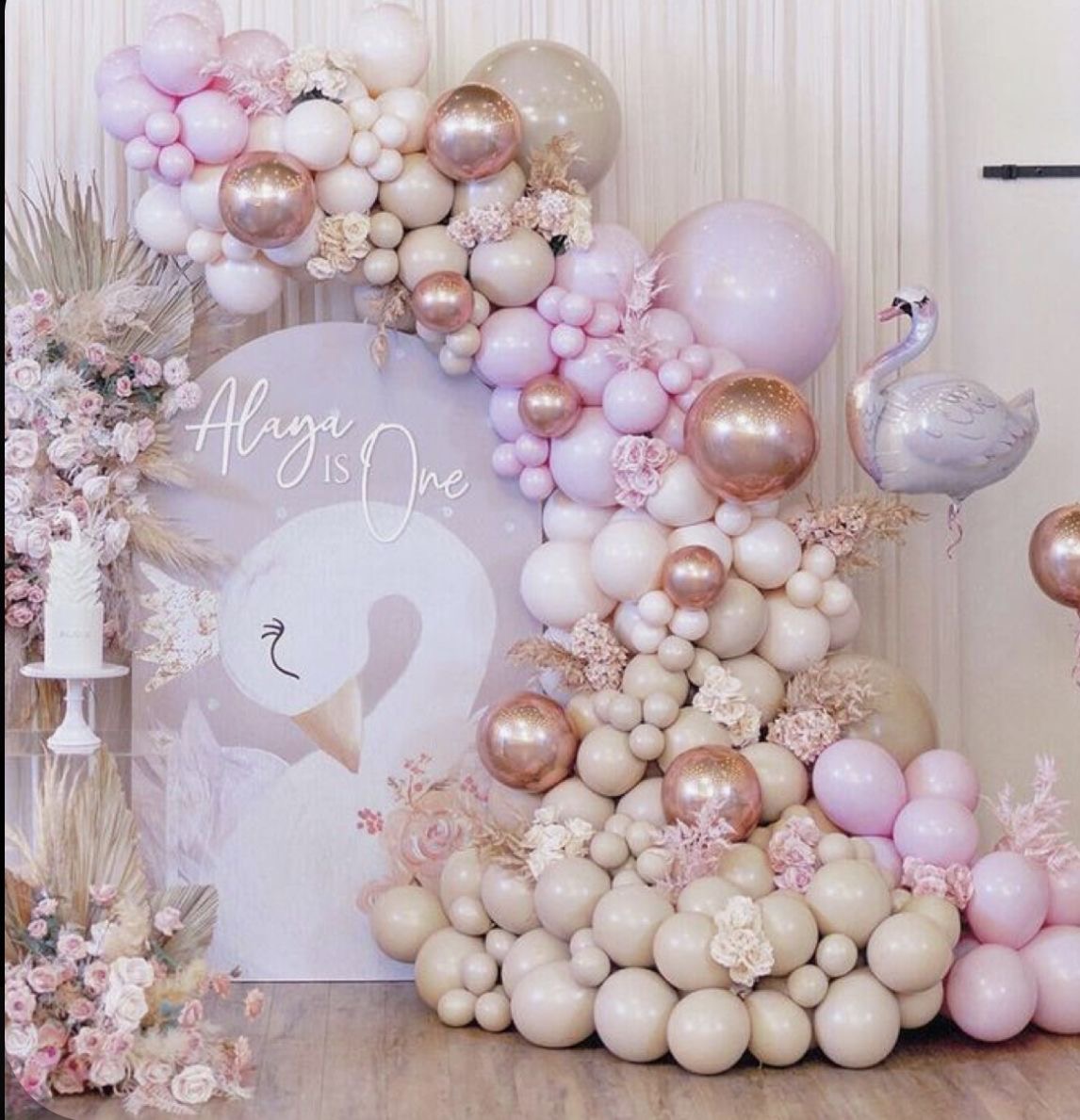 Swan Accents to Make Your Home Shine