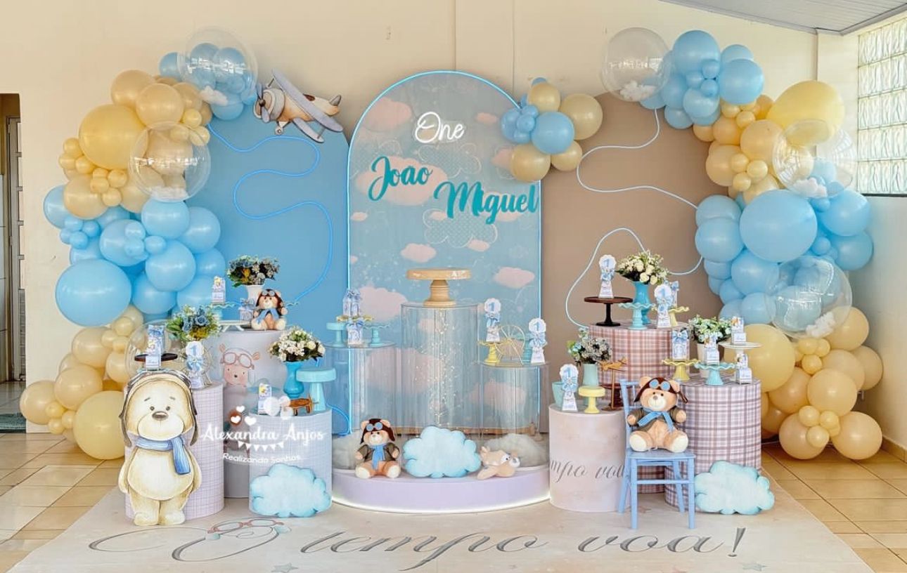 Simple & Unique Style Backdrop Setup
