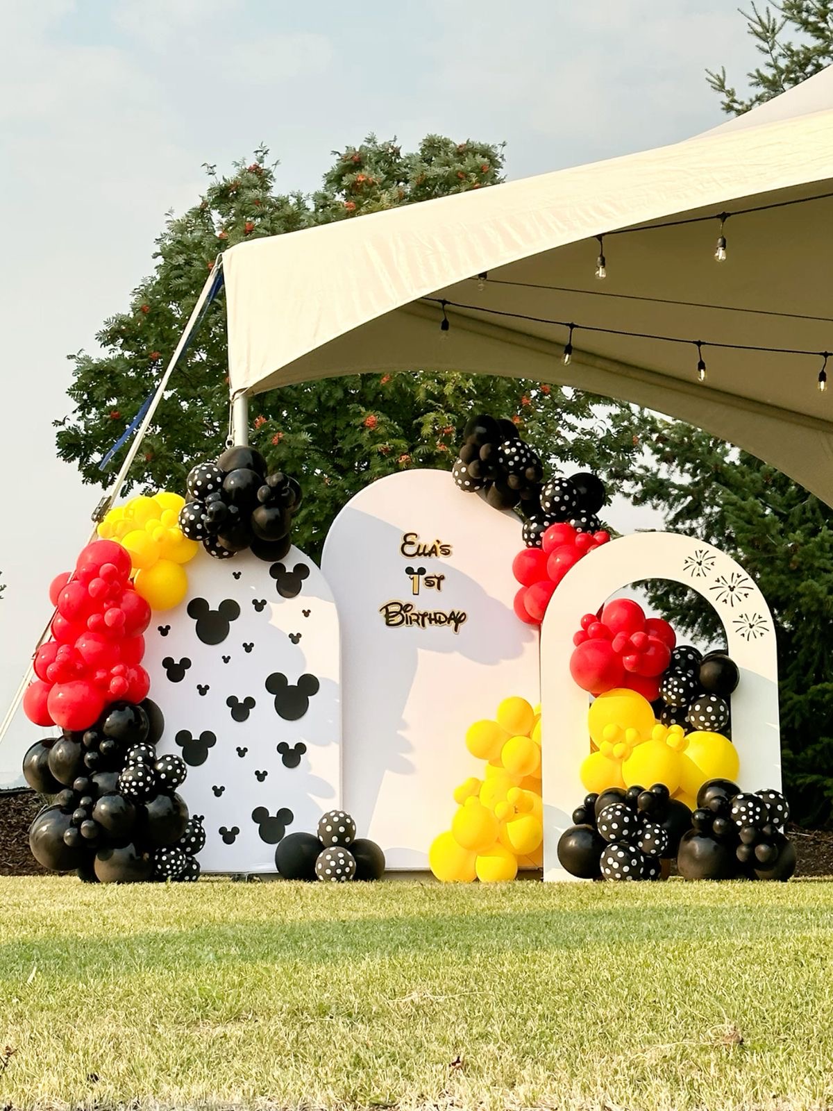 Create Your Own Mickey Wonderland Today With This Mickey Decor